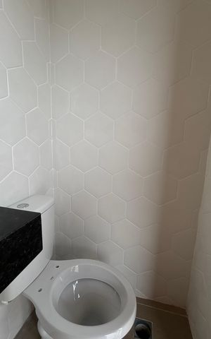Apartamento à venda com 79m², 2 quartos e 1 vaga Apartamento à venda com 79m², 2 quartos e 1 vagaCobertura - Banheiro
