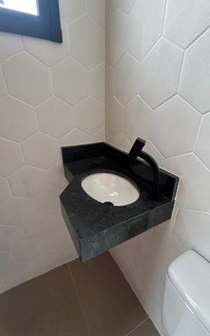 Apartamento à venda com 79m², 2 quartos e 1 vaga Apartamento à venda com 79m², 2 quartos e 1 vagaCobertura - Banheiro