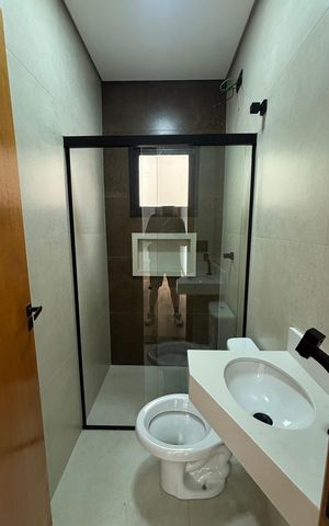Apartamento à venda com 80m², 2 quartos e 1 vaga Apartamento à venda com 80m², 2 quartos e 1 vagaBanheiro