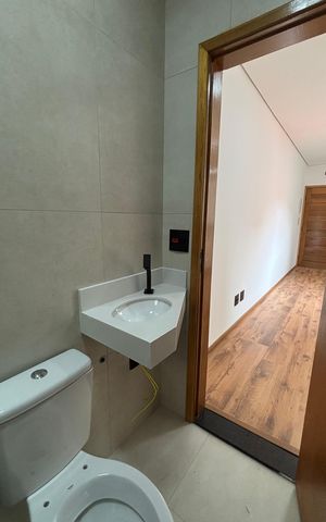 Apartamento à venda com 80m², 2 quartos e 1 vaga Apartamento à venda com 80m², 2 quartos e 1 vagaBanheiro