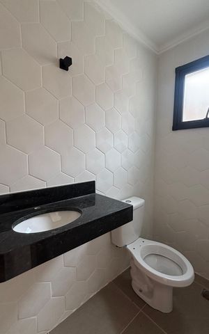 Apartamento à venda com 80m², 2 quartos e 1 vaga Apartamento à venda com 80m², 2 quartos e 1 vagaCobertura - Banheiro
