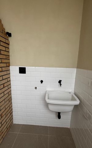 Apartamento à venda com 79m², 2 quartos e 1 vaga Apartamento à venda com 79m², 2 quartos e 1 vagaCobertura - area de Serviço
