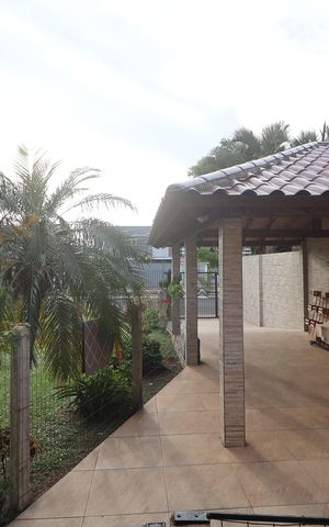 Casa à venda com 240m², 3 quartos e 2 vagasÁrea comum
