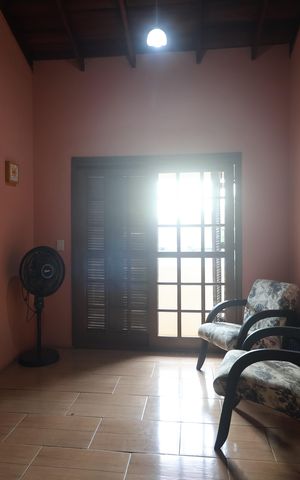 Casa à venda com 240m², 3 quartos e 2 vagasSala 2