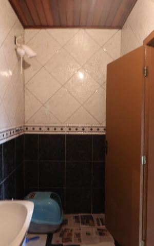 Casa à venda com 240m², 3 quartos e 2 vagasBanheiro da Suíte