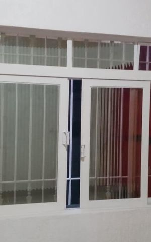 Casa à venda com 220m², 3 quartos e 1 vaga Casa à venda com 220m², 3 quartos e 1 vagaSala