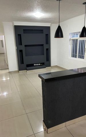 Casa à venda com 220m², 3 quartos e 1 vaga Casa à venda com 220m², 3 quartos e 1 vagaSala