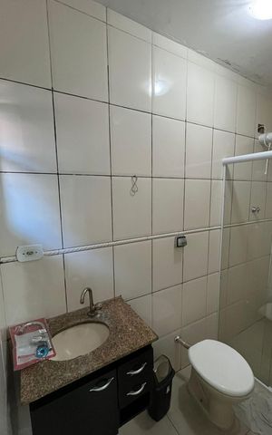 Casa à venda com 220m², 3 quartos e 1 vaga Casa à venda com 220m², 3 quartos e 1 vagaBanheiro