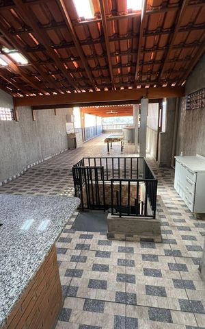 Casa à venda com 220m², 3 quartos e 1 vaga Casa à venda com 220m², 3 quartos e 1 vagaÁrea Externa