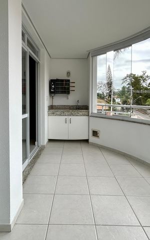 Apartamento para alugar com 82m², 2 quartos e 1 vaga Apartamento para alugar com 82m², 2 quartos e 1 vagaVaranda