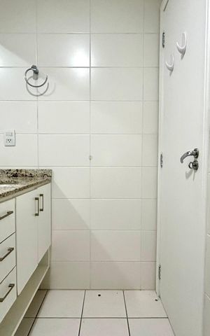 Apartamento para alugar com 82m², 2 quartos e 1 vaga Apartamento para alugar com 82m², 2 quartos e 1 vagaBanheiro Suíte