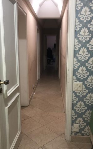 Apartamento à venda com 188m², 4 quartos e 3 vagas Apartamento à venda com 188m², 4 quartos e 3 vagasCorredor