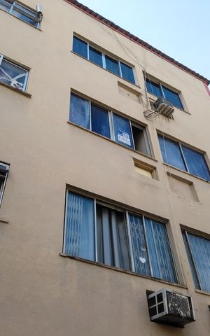 Apartamento à venda com 45m², 1 quarto e 1 vagaPlaquinha