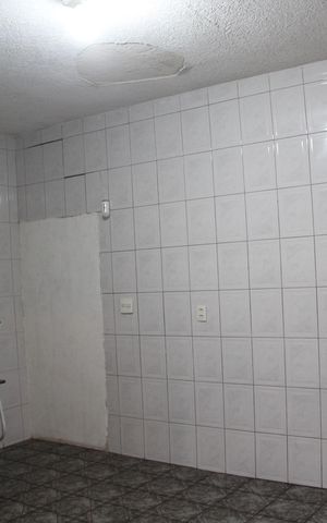 Casa à venda com 260m², 2 quartos e 3 vagasCozinha 