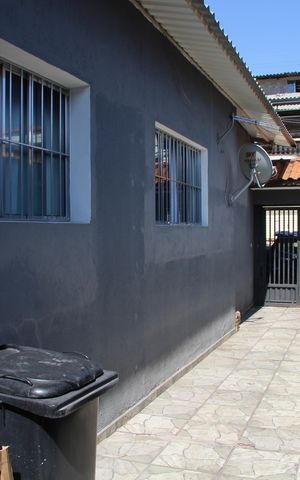 Casa à venda com 260m², 2 quartos e 3 vagasCorredor 