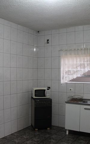 Casa à venda com 260m², 2 quartos e 3 vagasCozinha 