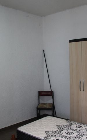 Casa à venda com 260m², 2 quartos e 3 vagasSuíte 