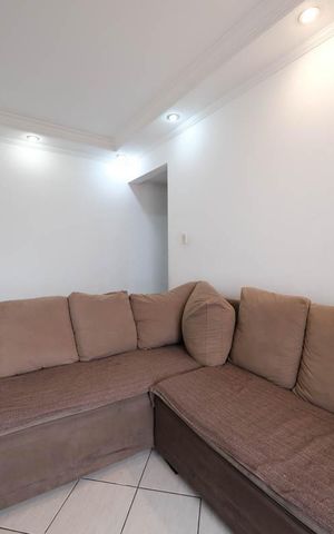 Casa à venda com 58m², 3 quartos e 1 vagaSala