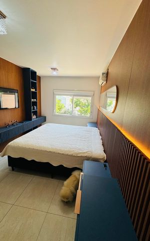 Casa à venda com 240m², 3 quartos e 2 vagas Casa à venda com 240m², 3 quartos e 2 vagasQuarto