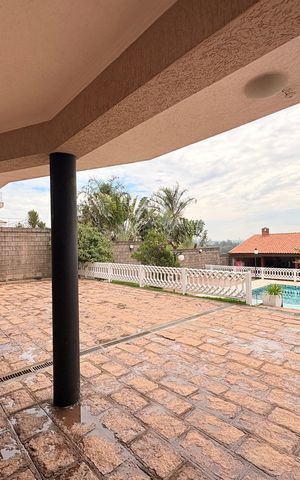 Casa de condomínio à venda com 500m², 5 quartos e 5 vagasGaragem
