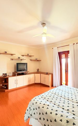 Casa de condomínio à venda com 500m², 5 quartos e 5 vagasSuíte Master