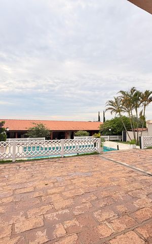 Casa de condomínio à venda com 500m², 5 quartos e 5 vagasGaragem