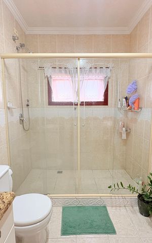 Casa de condomínio à venda com 500m², 5 quartos e 5 vagasBanheiro Social