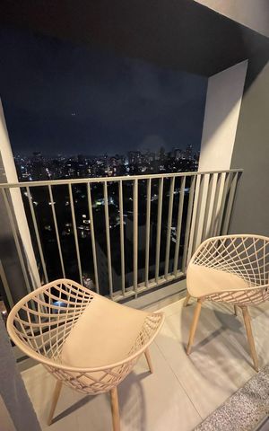 Studio à venda com 27m², 1 quarto e sem vaga Studio à venda com 27m², 1 quarto e sem vagaVaranda