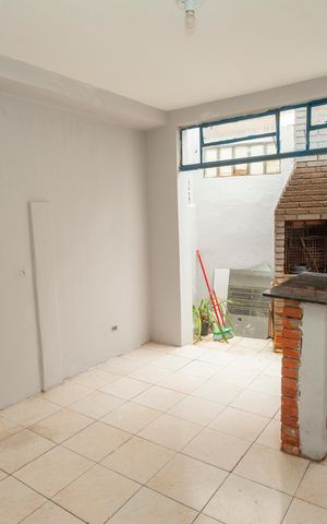 Casa à venda com 120m², 2 quartos e 1 vagaChurrasqueira