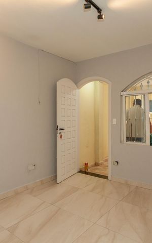 Casa à venda com 120m², 2 quartos e 1 vagaSala
