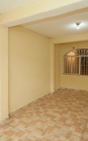Casa à venda com 120m², 2 quartos e 1 vagaGaragem