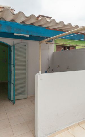 Casa à venda com 120m², 2 quartos e 1 vagaÁrea de Serviço