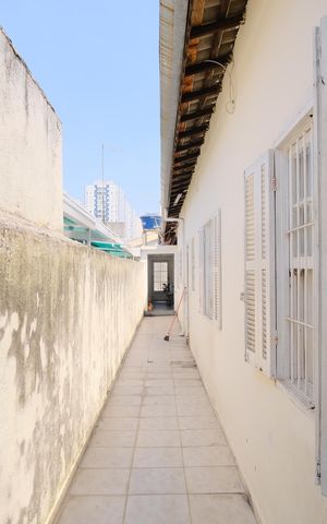 Casa à venda com 150m², 3 quartos e 1 vagaCorredor