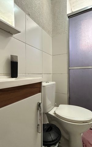 Apartamento à venda com 40m², 2 quartos e 1 vaga Apartamento à venda com 40m², 2 quartos e 1 vagaBanheiro