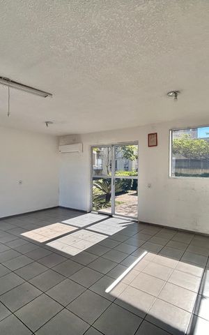 Apartamento à venda com 40m², 2 quartos e 1 vaga Apartamento à venda com 40m², 2 quartos e 1 vagaÁrea comum - Salão de festas