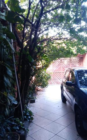 Casa à venda com 225m², 4 quartos e 3 vagas