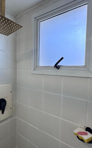 Apartamento à venda com 99m², 3 quartos e 2 vagasSuíte 1 - Banheiro