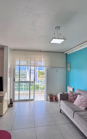 Apartamento à venda com 99m², 3 quartos e 2 vagasSala