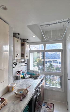 Apartamento à venda com 99m², 3 quartos e 2 vagasCozinha e Área de Serviço