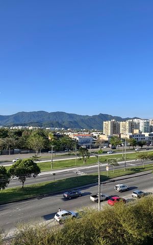 Apartamento à venda com 99m², 3 quartos e 2 vagasVaranda