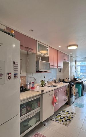 Apartamento à venda com 99m², 3 quartos e 2 vagasCozinha e Área de Serviço
