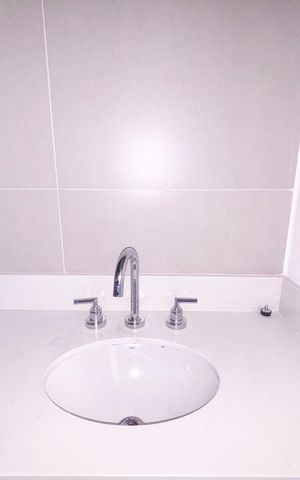 Studio para alugar com 26m², 1 quarto e sem vaga Studio para alugar com 26m², 1 quarto e sem vagaBanheiro