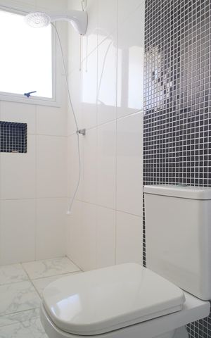 Casa para alugar com 240m², 4 quartos e 2 vagasBanheiro 1
