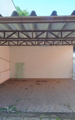 Casa para alugar com 240m², 4 quartos e 2 vagasGaragem