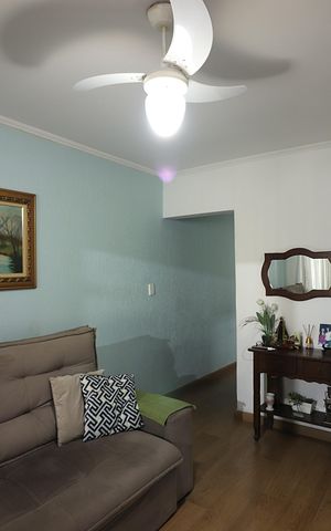 Casa à venda com 222m², 3 quartos e 3 vagasSala 