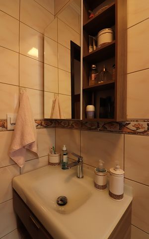 Casa à venda com 222m², 3 quartos e 3 vagasQuarto 1 - Suíte Banheiro 