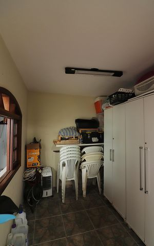 Casa à venda com 222m², 3 quartos e 3 vagasDespensa