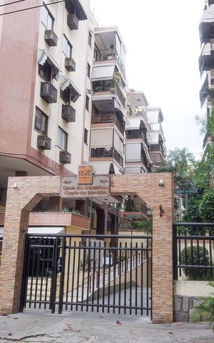 Apartamento para alugar com 180m², 3 quartos e 2 vagasFachada