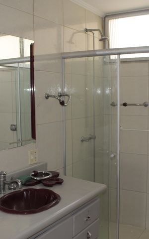 Apartamento para alugar com 143m², 2 quartos e 2 vagasBanheiro da Suíte