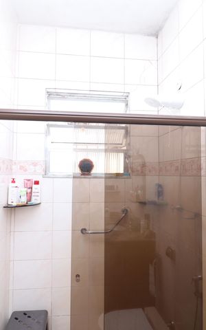 Casa à venda com 400m², 4 quartos e 2 vagasBanheiro da Suíte 1